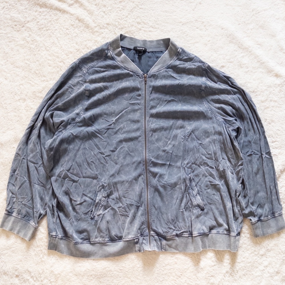Blue Gray Bomber Jacket Women’s Plus Size Torrid Lightweight Coat
